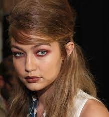 30 Awesome Hairstyles To Hide That Big Forehead Haar Styling Coole Frisuren Frisuren Videos