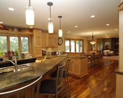 Maple Floors Design Ideas Pictures Remodel And Decor Honey Oak Cabinets Oak Cabinets Maple Cabinets