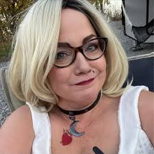 What is the experience like with dog grooming at Pet Supplies Plus?