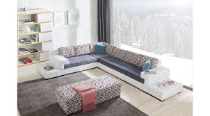 Hem rahat, konforlu hem de şık ve modern yeni sezon koltuk takımları tasarımı trendlerinde soft renklere sıkça yer verilmekte. Oturma Odasi Icin En Iyi Takimlar Mobilya Dekorasyon Blogu