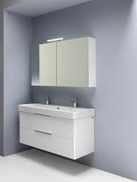 Gebräuchlich für den innenbereich sind sogenannte feinsteinzeugfliesen, deren wasseraufnahmefähigkeit bei weniger als 0,5 % liegt. Laufen Pro S Total Bathroom Sets Kollektionen Laufen