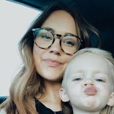 Miranda Allred (mirleighb)