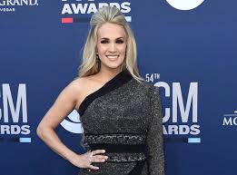 Not only is she a great singer but she has an amazing body. Carrie Underwood On Juggling Two Kids On Tour It S Impossible