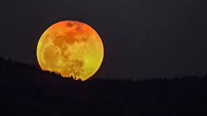 Morgen geht der mond um 21:08 uhr auf. Wenn Der Mond Blutrot Wird Wissen