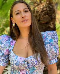 Tjelta graduated from the norwegian national academy of theatre in 2006, but had already appeared in many films. Mary Indiana Fallon Dress Pia Tjelta Na I Butikk Facebook