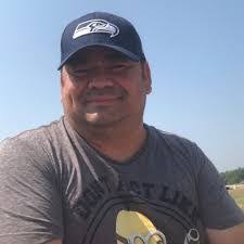 Peter Stevenson's Instagram, Twitter & Facebook