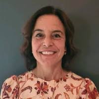 Tania Giles's Instagram, Twitter & Facebook