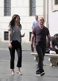 Contains themes or scenes that may not be suitable for very young. Amazon Founder Jeff Bezos Vacations In Italy With His Wife Daily Mail Online