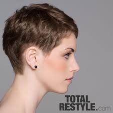 Nell Saunders (nellsaunders)