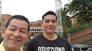 El presbítero y párroco...