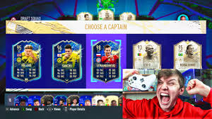 Fifa 21 has been revealing new tots squads left, right, and center in 2021. 98 Tots Lewandowski 193 Rated Bundesliga Fut Draft Fifa 21 Youtube