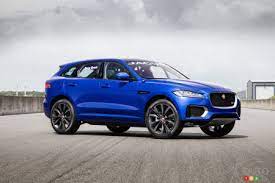 Probably i would go with prestige (1st option). Review Of The 2018 Jaguar F Pace 25t Suv Car Reviews Auto123
