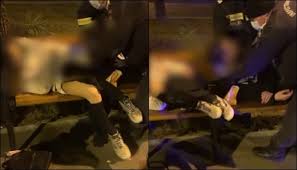 O viata care vrea cu disperare sa se lipeasca de cineva ca sa nu ramina singura; Doi Tineri Romani GÄsiÅ£i IngheÅ£aÅ£i Pe O BancÄ PÄreau CÄ Dorm Video Stiri Diaspora