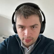 Harry Messenger's Instagram, Twitter & Facebook