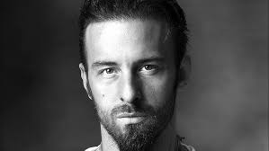 GIGOLOS TRUTH: BRACE