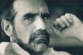 La croix du christ ressuscite les morts, selon une vieille croyance, car son bois, son vrai bois, est celui de l'arbre de vie, planté au paradis. Quand Scorsese Repondait Au Scandale De La Derniere Tentation Du Christ