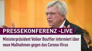 Die regierungserklärung hält ministerpräsident volker bouffier zum thema „hessen bleibt besonnen. Ministerprasident Volker Bouffier Informiert Uber Neue Corona Massnahmen Pressekonferenz 12 10 20 Youtube