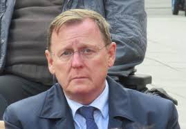 Zeitzeugen aus Oldisleben und Umgebung » „1984 wurden in Mosambik acht  DDR-Helfer ermordet, darunter auch Thüringer. Manfred Grunewald lässt die  Erinnerung daran nicht los“. Die westdeutsche Thüringer  Allgemeine(Funke-Medienkonzern Essen/NRW) bringt am 28.