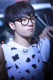 华晨宇- 新锐百科