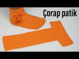 There Are Many Slipper Socks Designs But It Is Easiest And Beautiful To Make You Can Make Them Easy Knitting Patterns Knitted Slippers Pattern Easy Knitting