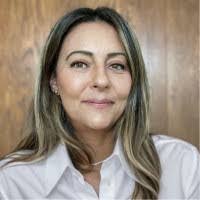 Anita Geller's Instagram, Twitter & Facebook