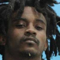 Cops: Burglary suspect pinned officer to the ground