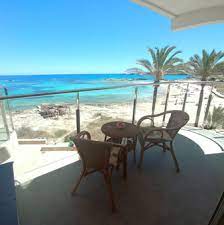 Flat es pujols just a few minutes walk from the promenade and town center. Affitto Formentera Es Pujols Apartaments Houses And Villas
