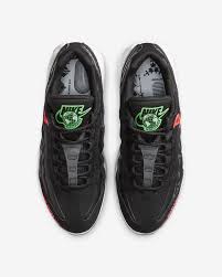 Retailed at an average to an expensive price point, satisfied purchasers have revealed that this product is worth the money. Nike Air Max 95 Se Men S Shoe Nike Com
