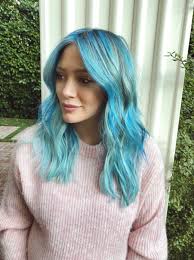 I did not have this on my 2021 bingo card. Get The Look Hillary Duff Goes Blue By Nikki Lee Joico Hair Color Celebmagnet