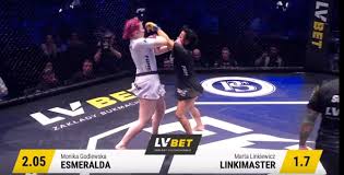 Tym razem do tej drugiej grupy zaliczyła się esmeralda godlewska, która poległa w starciu z uczestniczką „warsaw shore. Fame Mma 3 Godlewska Vs Linkiewicz Powtorka Walki Wideo Nokaut W 47 Sekund Zdjecia Zobacz Wyniki Wszystkich Walk Komentarze Ekspertow Dziennik Zachodni