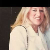 Robyn Schwartz's Instagram, Twitter & Facebook