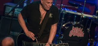 It is with our deepest regrets that we … Mike Howe Archive Metal Heads De