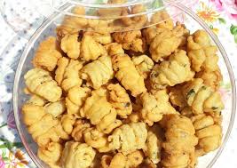 Kue cucur kecap gurih, resep klasik dengan twist yang jadi kejutan baru untuk menjamu keluargamu di rumah. Resep Kue Garpu Gurih Dan Renyah Oleh Nurhalimah Cookpad