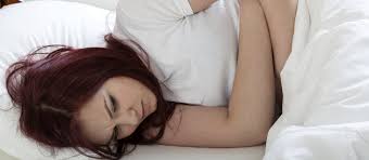 Mais même si le corps de la femme n'a biologiquement pas besoin d'attendre quelques mois, certains couples ont besoin de temps pour accepter psychologiquement la fausse couche et faire. La Fausse Couche