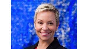 Jennifer Bilby's Instagram, Twitter & Facebook