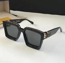 We provide top cheap aaa louis vuitton glasses outlet save up to 70ff, wholesale cheap 2020 new. Lv Millionaire Hot New 2019 Unisex Sunglass Sunglasses Women Vintage Unisex Accessories Sunglasses