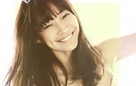Other than acting and modeling, she is also a singer and musician. Get Closer With Shin Min Ah Biodata Height Age Net Worth Boyfriend And Husband Korean Actress