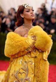Rihanna O Los Limites Del Dress Code Vestido De Rihanna Rihanna Fotos Rihanna