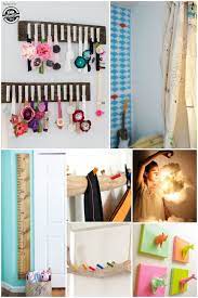 This sunburst mirror is glitzy and looks much more expensive than it is when you make it yourself. 25 Creative Diy Projects For Kids Rooms