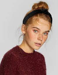 Rigid Velvet Headband Just In Stradivarius Croatia Velvet Headband Velvet Accessories Headband Hairstyles