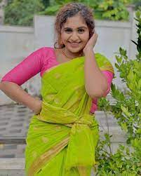 noorin shereef نورن شريف on instagram blessed be she who is both furious and magnificent wearing naznoo indian actresses beautiful indian actress saree