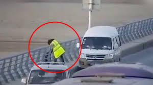 Woman S Quick Reaction Stops Man From Jumping Off Bridge Youtube