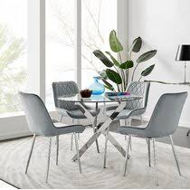 The glass top of this table is brilliantly. 3uacggzdgvytvm