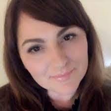 Laura Pritt's Instagram, Twitter & Facebook