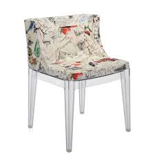 Der kartell masters stuhl ist ein sehr schöner stuhl und überzeugt mit einem design, worüber nachgedacht wurde. Kartell Mademoiselle A La Mode Stuhl Mit Moschino Bezug