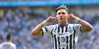Fase 3 de la libertadores y fase de grupos en copa sudamericana y copa de la liga profesional, el equipo de los hermanos ángel y óscar romero anunció el regreso de uno de sus mayores ídolos, el paraguayo néstor ortigoza. Bichito