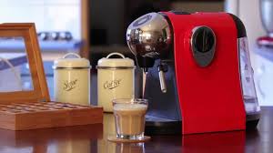 Centrifusion technology with spin rates of up to 7000 rpm ensure thorough coffee extraction, and the included 12 vertuo coffee capsules introduce you to a variety of coffee flavors. How To Use Nespresso Machine With Milk Frother