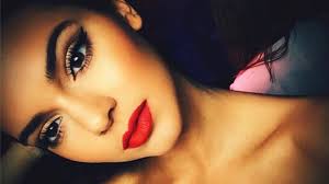 Cosmetic Market Today: in-cosmetics Marketing Trends preview