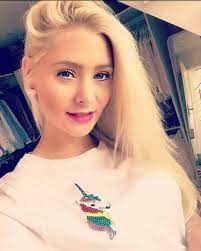 Another scammer tries to blackmail a victim on facebook next she or he started messaging me until he convinced me to send pictures of my face. Stolen Female Photos By Scammers Military Romance Scams Facebook