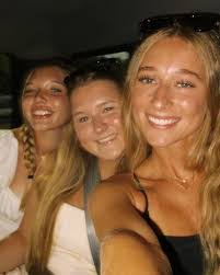 Grace Horton's Instagram, Twitter & Facebook